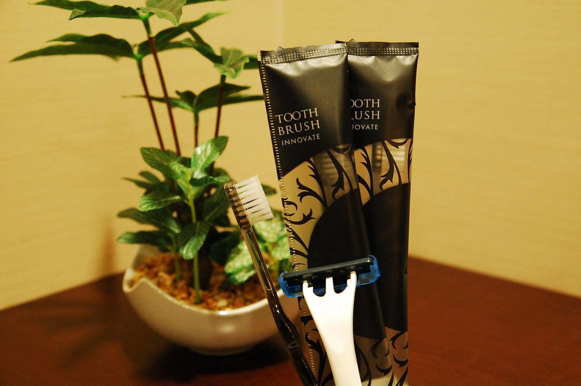 Anshin Oyado Ginza Shinbashi Station-For Men Hotel Tokyo Ngoại thất bức ảnh